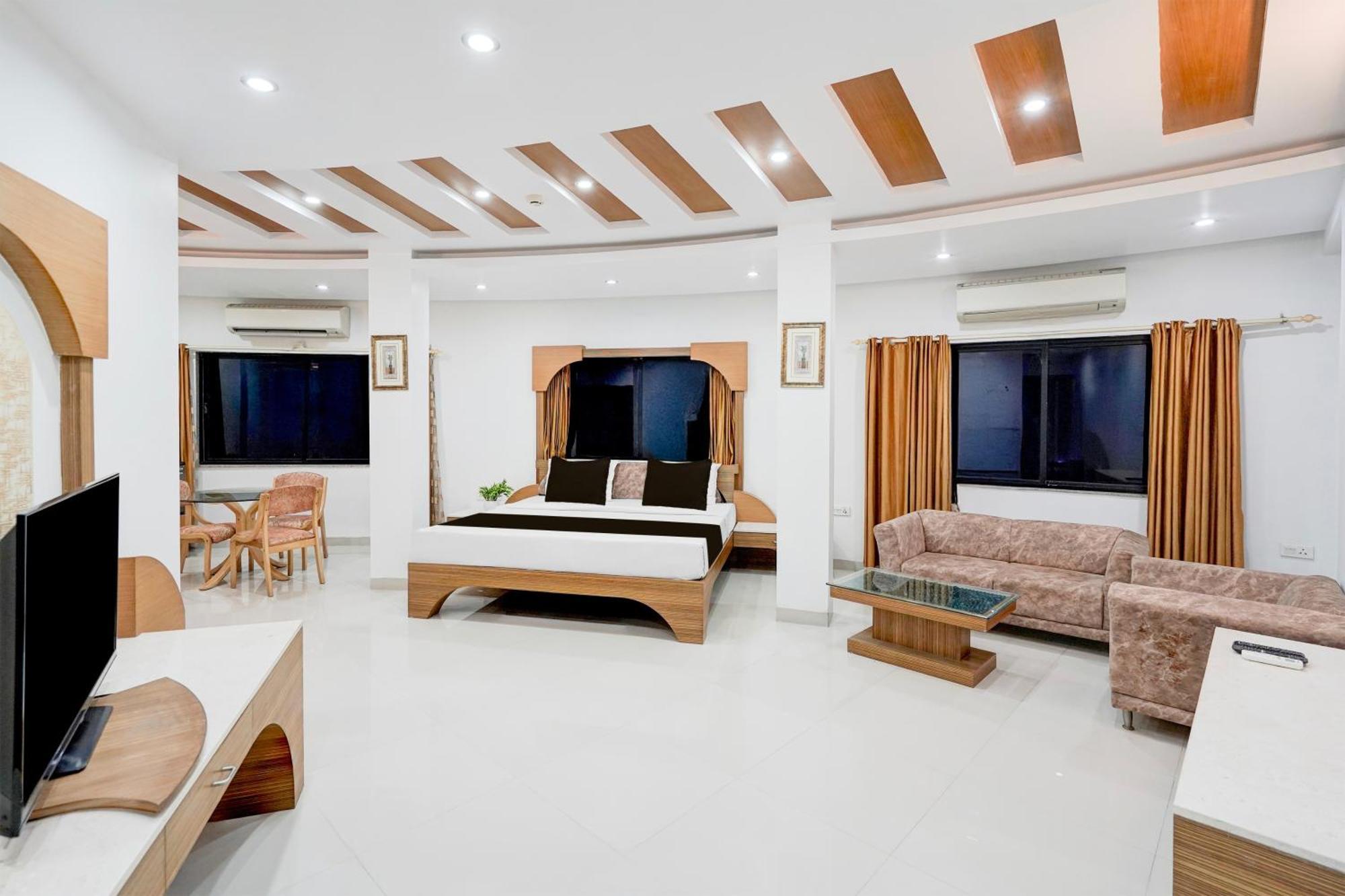 Super Townhouse Mg Road Porbandar Formerly Hotel Harmony Kültér fotó