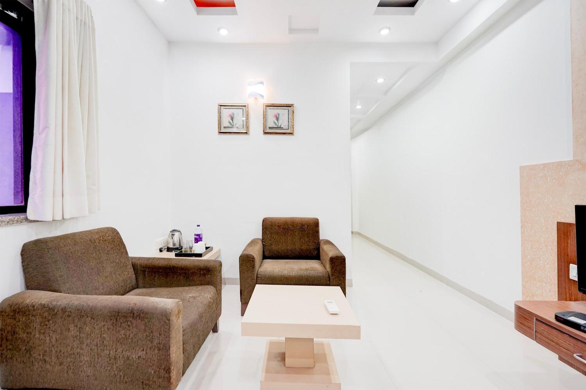 Super Townhouse Mg Road Porbandar Formerly Hotel Harmony Kültér fotó